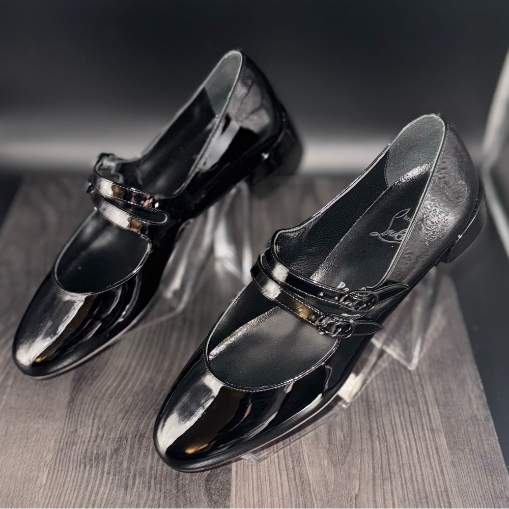 💰⬇️ CHRISTIAN LOUBOUTIN
Sweet Jane Patent Pump 
Women’s 6.5 US / 36.5 EU - Picture 2 of 13
